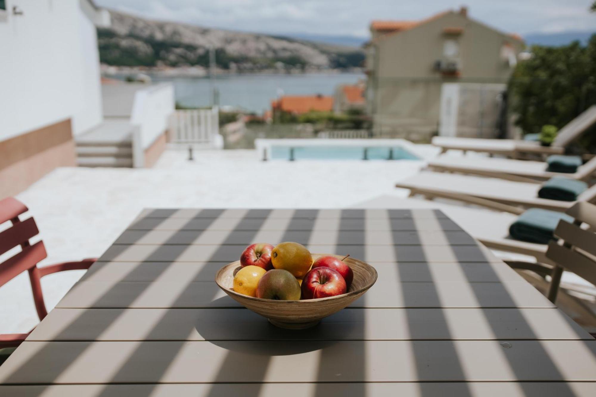 Villa Zlata - Holiday House Baska  Luaran gambar